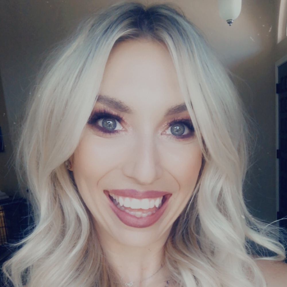 Meet your Posher, Nicole